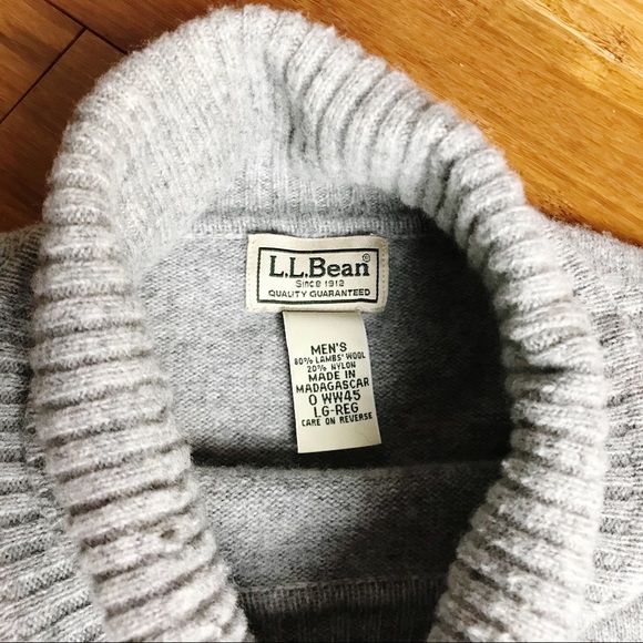 L.L. Bean Lambswool  Turtleneck Sweater - Picture 2 of 2